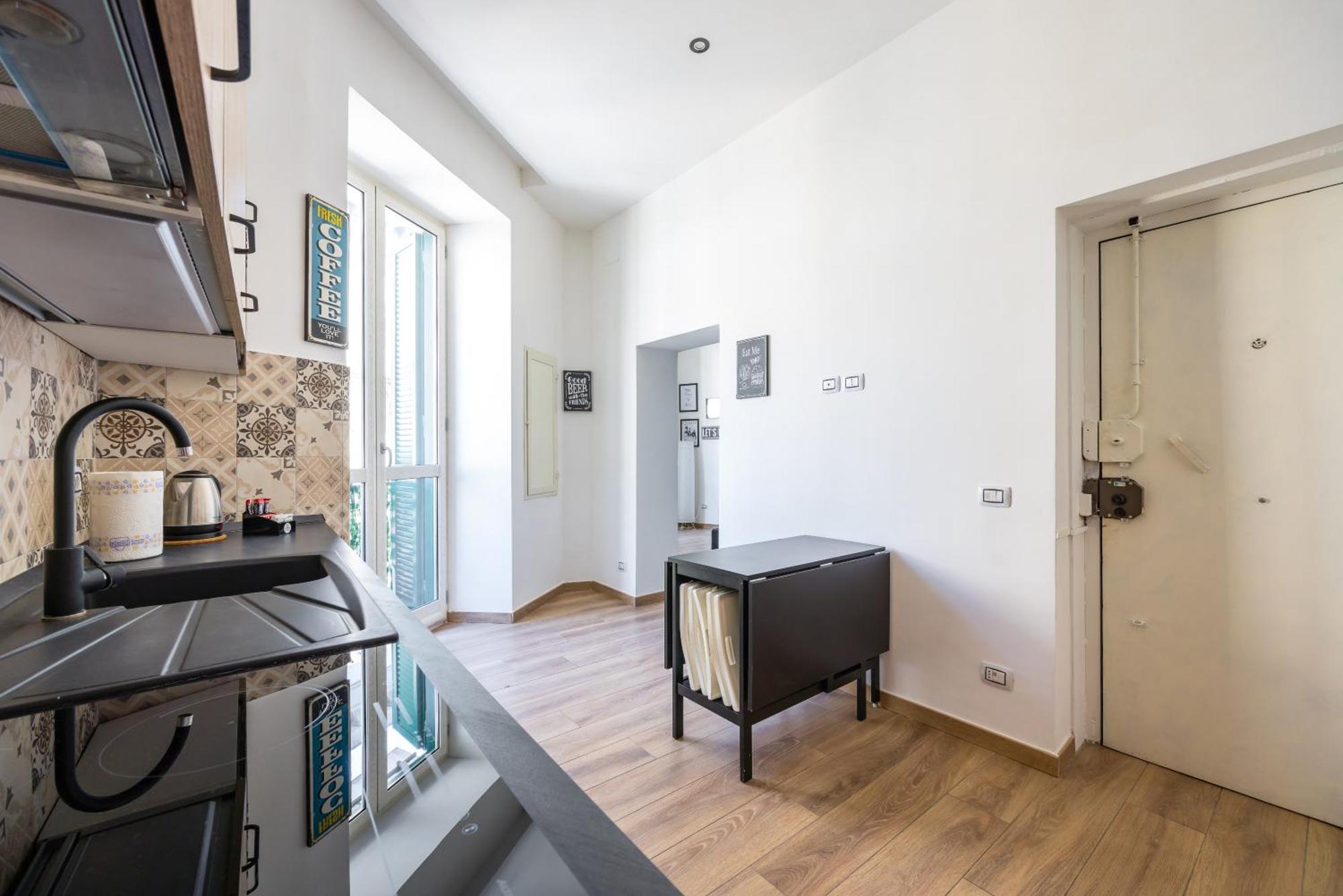 Lammatari Fancy Flat By Napoliapartments