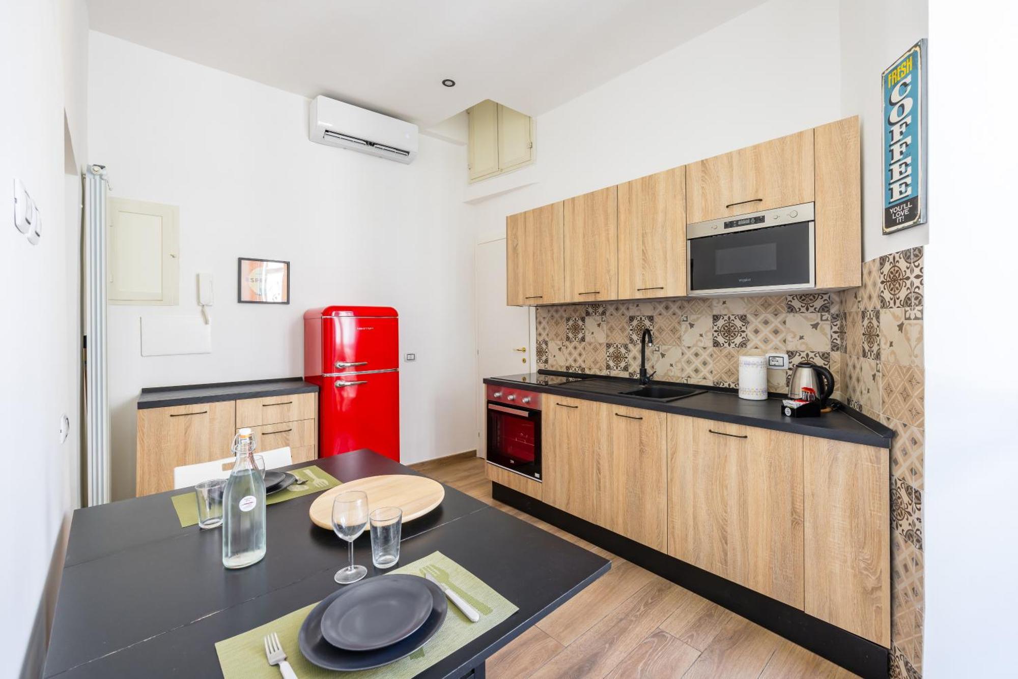 Lammatari Fancy Flat By Napoliapartments * Naples